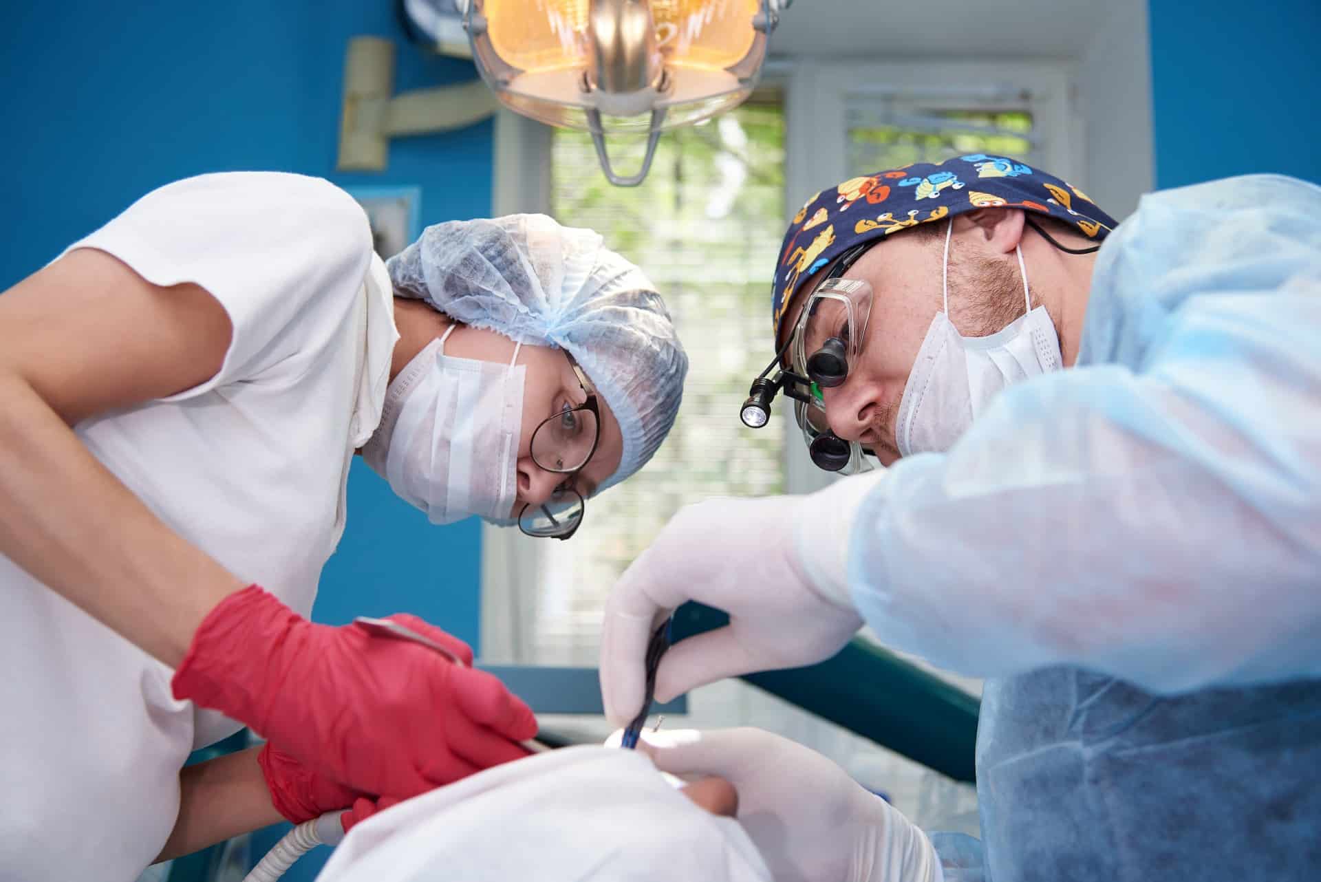 How To Choose the Right Oral Surgeon for Your Needs